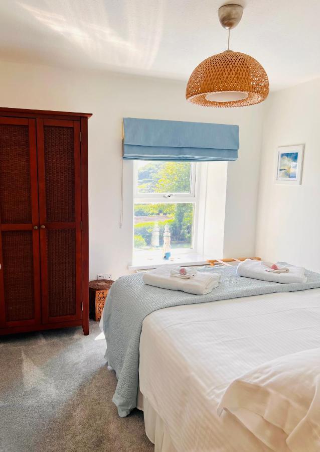 Gordy Hall -Sea Facing Welsh Cottage With Stunning Views بينداين المظهر الخارجي الصورة
