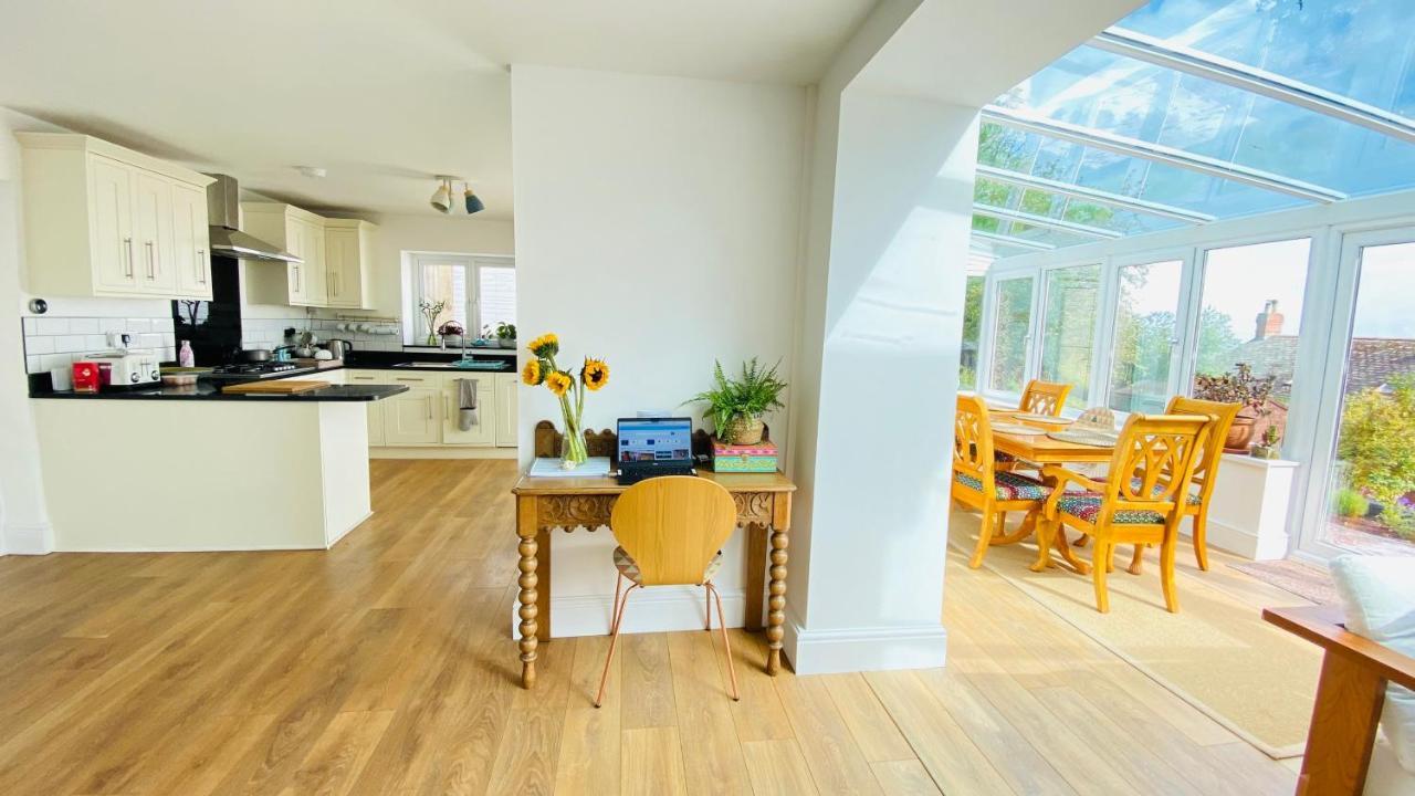 Gordy Hall -Sea Facing Welsh Cottage With Stunning Views بينداين المظهر الخارجي الصورة