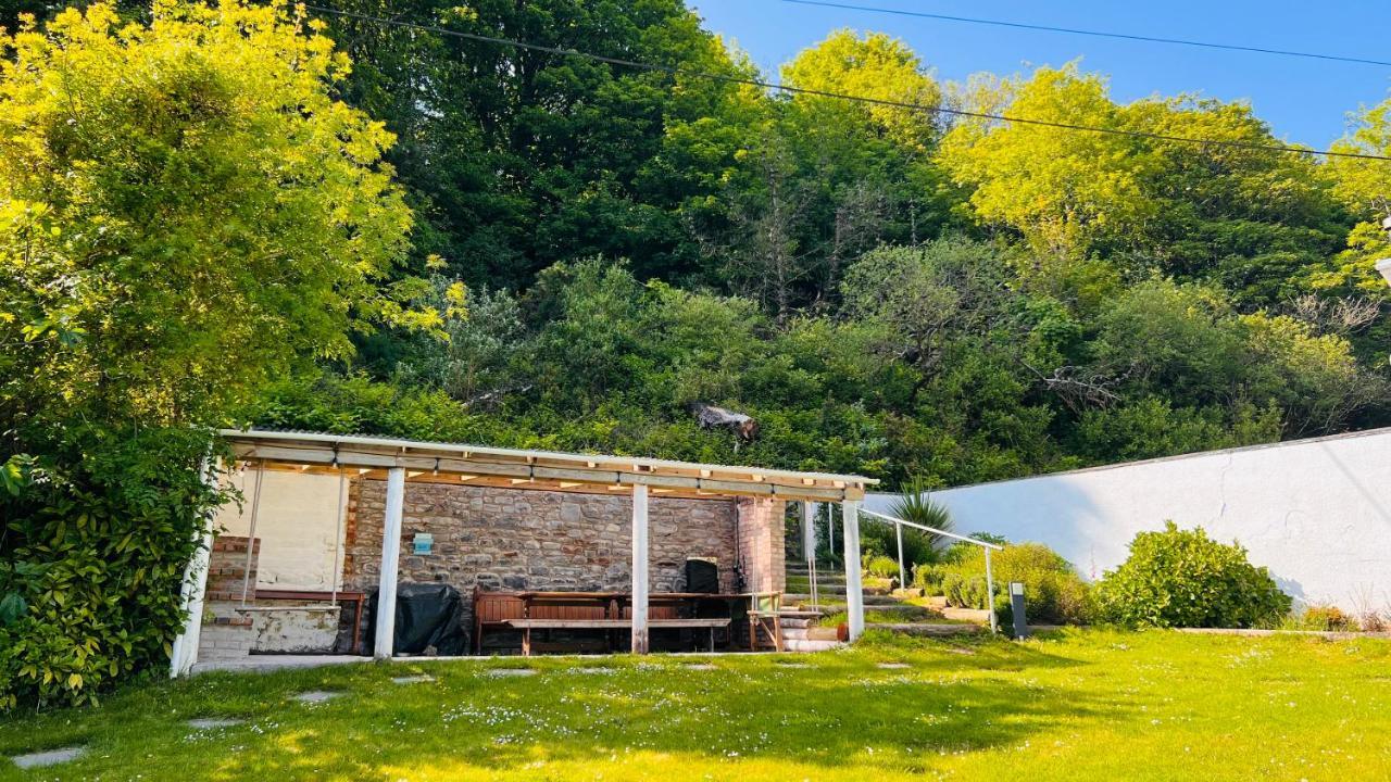 Gordy Hall -Sea Facing Welsh Cottage With Stunning Views بينداين المظهر الخارجي الصورة