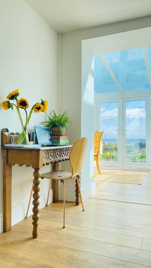 Gordy Hall -Sea Facing Welsh Cottage With Stunning Views بينداين المظهر الخارجي الصورة
